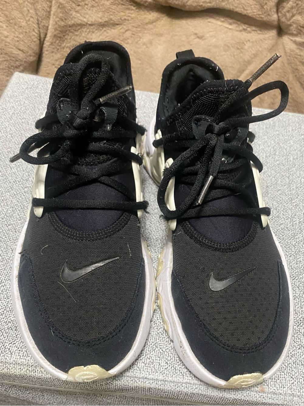 Nike Kids Black and White Low-Top Sneakers